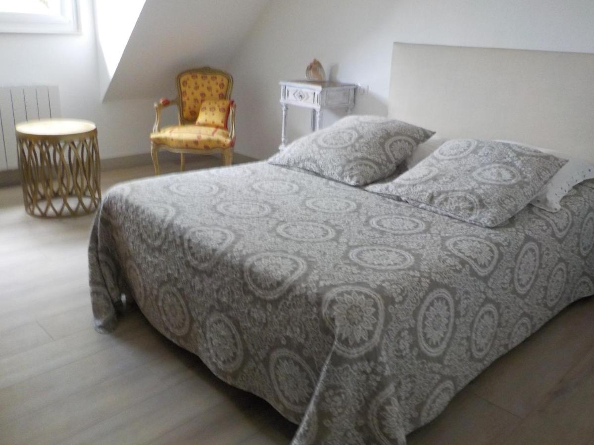 Charmant Appartement Dans Maison De Caractere Saint-Brice-sur-Vienne Exteriér fotografie